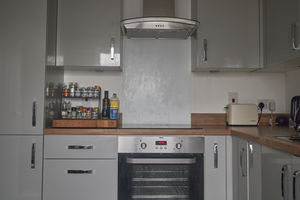 Kitchen- click for photo gallery